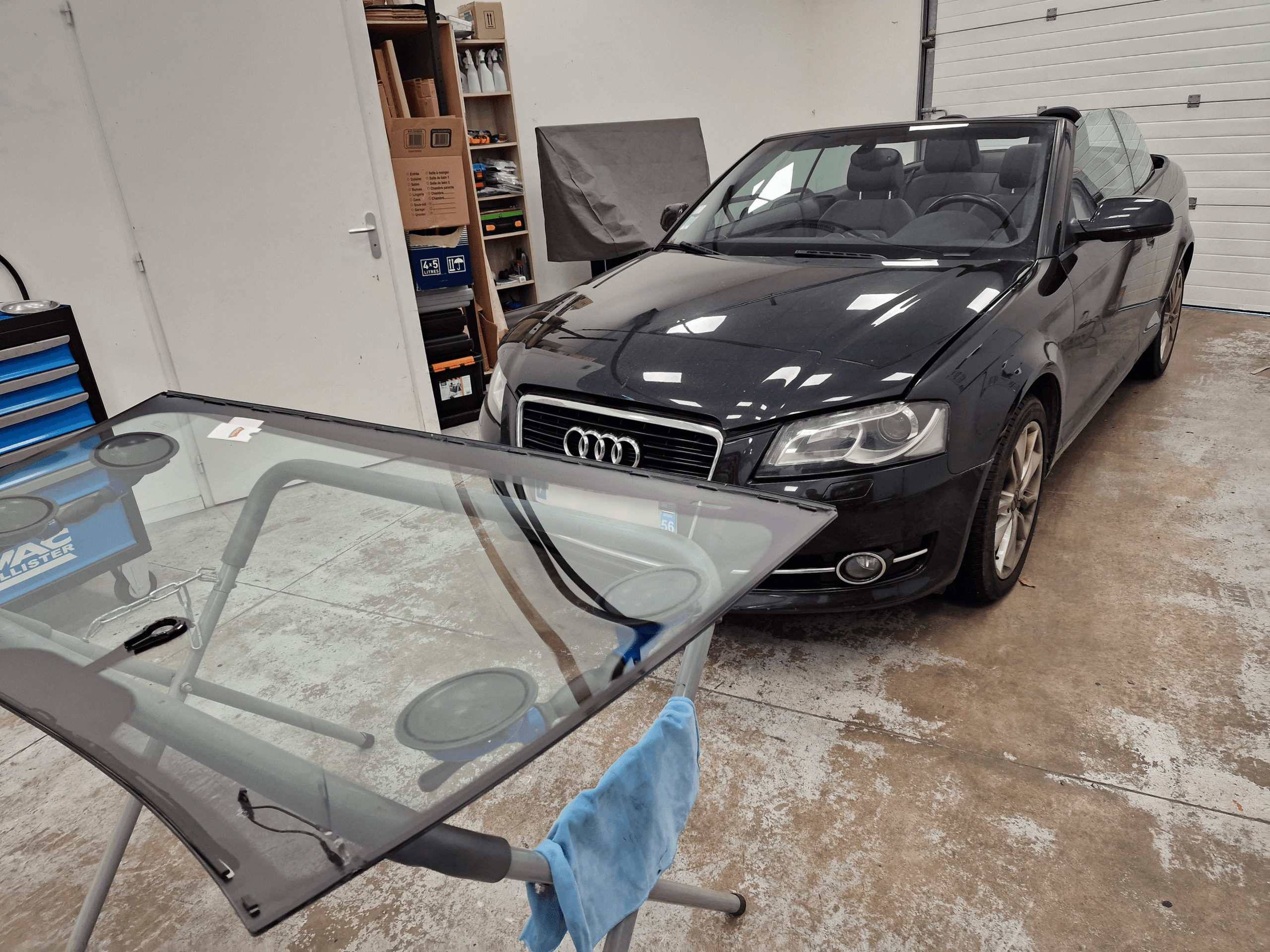 Remplacement de pare-brise d'une Audi décapotable
